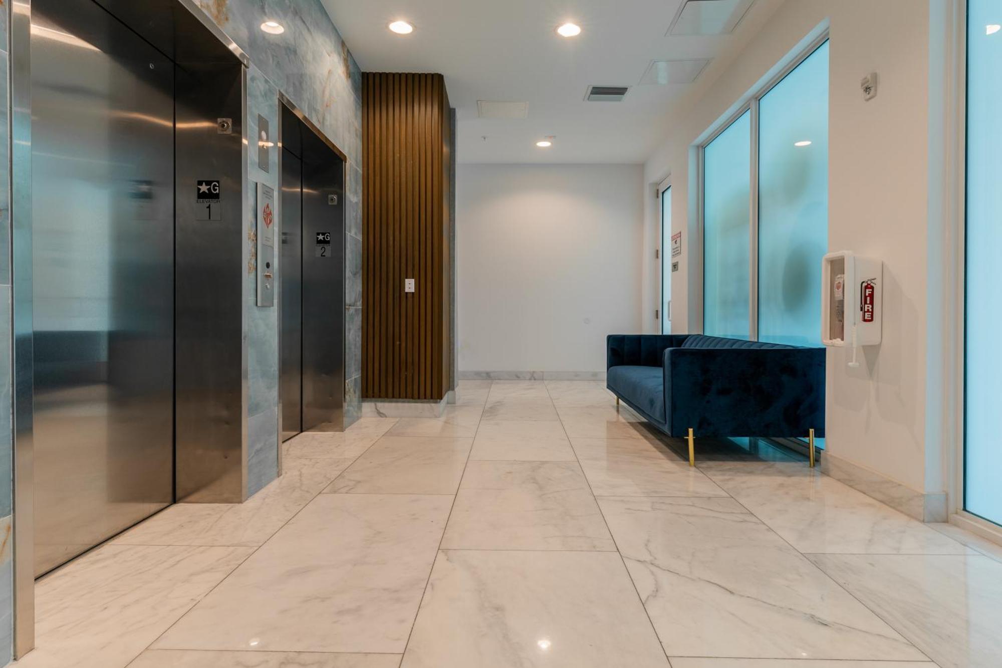 Miami Wood Apart Hotel New 2024 - Private Terrace - Free Garage - Beach 5 Min Hollywood Eksteriør bilde
